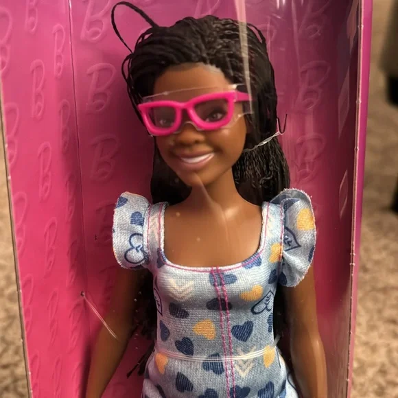 NDSS Down’s Syndrome BARBIE Fashionistas Doll #229 NEW - Picture 2 of 4